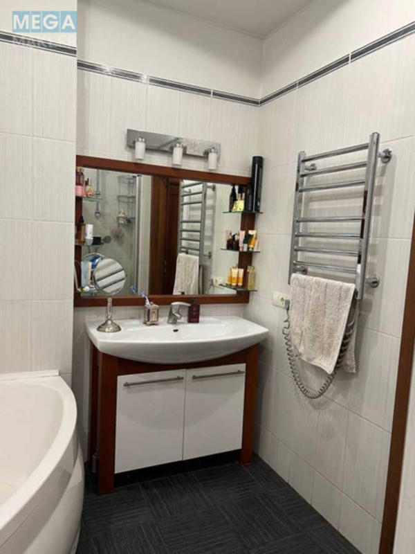 Оренда 3 кімнатної квартири, <a class="location-link" href="/kiev/" title="Недвижимость Київ">Київ</a>, <a class="location-link" href="/kiev/shevchenkovskij/" title="Недвижимость Шевченківський район">Шевченківський р-н</a>, Дмитриевская ул., 69 (изображение 18)