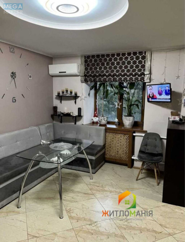 Продаж 2 кімнатної квартири (70,6/38,6/20), 2 пов. 9 пов. будинку, <a class="location-link" href="/kiev/" title="Недвижимость Київ">Київ</a>, <a class="location-link" href="/kiev/solomenskij/" title="Недвижимость Солом'янський район">Солом'янський р-н</a>, Гладківська вул., 1/7 (изображение 3)