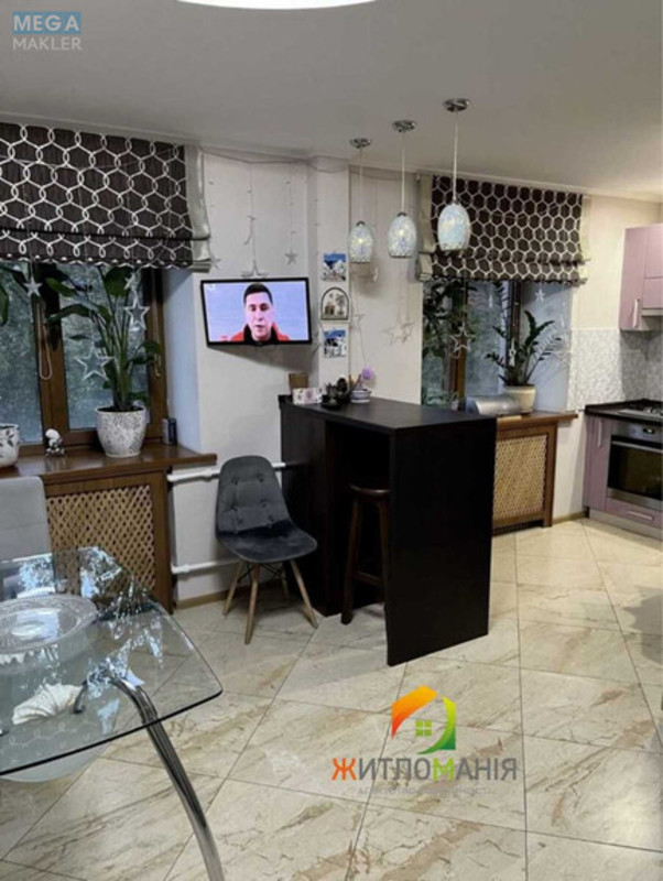 Продаж 2 кімнатної квартири (70,6/38,6/20), 2 пов. 9 пов. будинку, <a class="location-link" href="/kiev/" title="Недвижимость Київ">Київ</a>, <a class="location-link" href="/kiev/solomenskij/" title="Недвижимость Солом'янський район">Солом'янський р-н</a>, Гладківська вул., 1/7 (изображение 4)