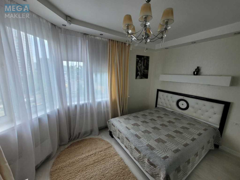 Оренда 3 кімнатної квартири, <a class="location-link" href="/kiev/" title="Недвижимость Київ">Київ</a>, <a class="location-link" href="/kiev/darnickij/" title="Недвижимость Дарницький район">Дарницький р-н</a>, Урловская ул., 40 (изображение 4)
