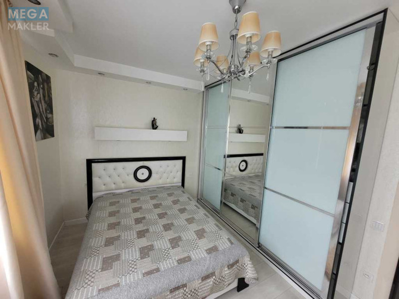 Оренда 3 кімнатної квартири, <a class="location-link" href="/kiev/" title="Недвижимость Київ">Київ</a>, <a class="location-link" href="/kiev/darnickij/" title="Недвижимость Дарницький район">Дарницький р-н</a>, Урловская ул., 40 (изображение 5)