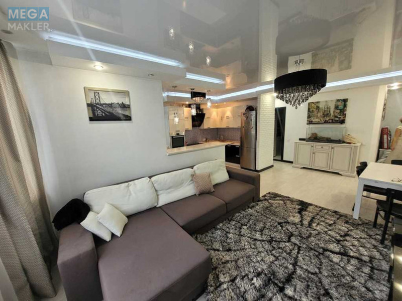 Оренда 3 кімнатної квартири, <a class="location-link" href="/kiev/" title="Недвижимость Київ">Київ</a>, <a class="location-link" href="/kiev/darnickij/" title="Недвижимость Дарницький район">Дарницький р-н</a>, Урловская ул., 40 (изображение 9)