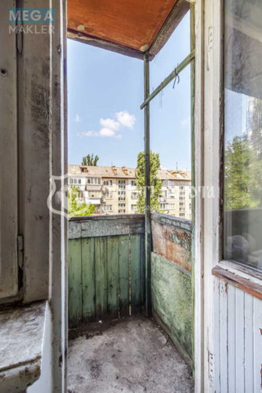 Продаж 1 кімнатної квартири (29/15/6), 4 пов. 5 пов. будинку, <a class="location-link" href="/kiev/" title="Недвижимость Київ">Київ</a>, <a class="location-link" href="/kiev/dneprovskij/" title="Недвижимость Дніпровський район">Дніпровський р-н</a>, Будівельників вул., 15 (изображение 4)