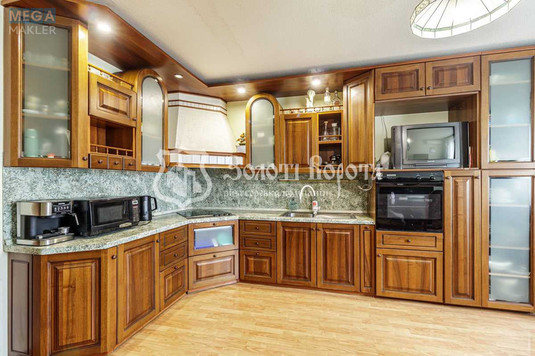 Продаж 2 кімнатної квартири (79/35/18), 8 пов. 18 пов. будинку, <a class="location-link" href="/kiev/" title="Недвижимость Київ">Київ</a>, <a class="location-link" href="/kiev/svyatoshinskij/" title="Недвижимость Святошинський район">Святошинський р-н</a>, Святошинська вул., 4 (изображение 2)