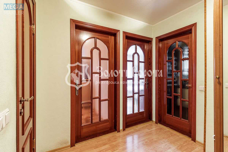 Продаж 2 кімнатної квартири (79/35/18), 8 пов. 18 пов. будинку, <a class="location-link" href="/kiev/" title="Недвижимость Київ">Київ</a>, <a class="location-link" href="/kiev/svyatoshinskij/" title="Недвижимость Святошинський район">Святошинський р-н</a>, Святошинська вул., 4 (изображение 16)