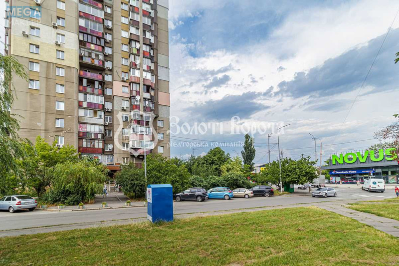 Продаж 2 кімнатної квартири (79/35/18), 8 пов. 18 пов. будинку, <a class="location-link" href="/kiev/" title="Недвижимость Київ">Київ</a>, <a class="location-link" href="/kiev/svyatoshinskij/" title="Недвижимость Святошинський район">Святошинський р-н</a>, Святошинська вул., 4 (изображение 19)