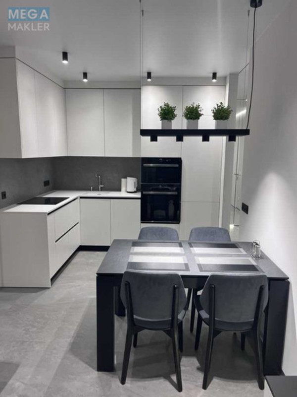 Оренда 1 кімнатної квартири, <a class="location-link" href="/kiev/" title="Недвижимость Київ">Київ</a>, <a class="location-link" href="/kiev/shevchenkovskij/" title="Недвижимость Шевченківський район">Шевченківський р-н</a>, Салютна вул., 2 (изображение 3)