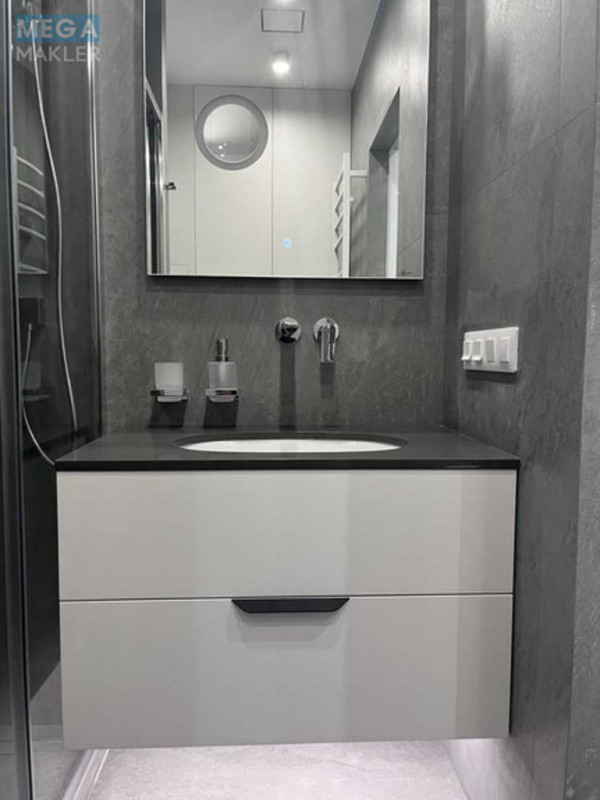 Оренда 1 кімнатної квартири, <a class="location-link" href="/kiev/" title="Недвижимость Київ">Київ</a>, <a class="location-link" href="/kiev/shevchenkovskij/" title="Недвижимость Шевченківський район">Шевченківський р-н</a>, Салютна вул., 2 (изображение 8)