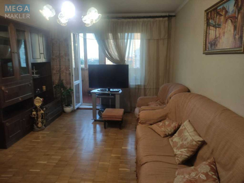 Оренда 2 кімнатної квартири, <a class="location-link" href="/kiev/" title="Недвижимость Київ">Київ</a>, <a class="location-link" href="/kiev/goloseevskij/" title="Недвижимость Голосіївський район">Голосіївський р-н</a>, Феодосийская ул., 8 (изображение 3)