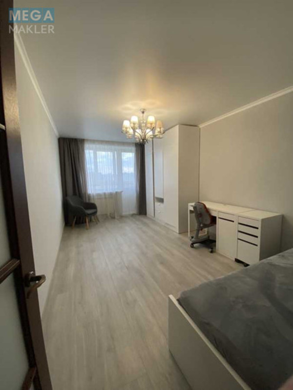 Оренда 3 кімнатної квартири, <a class="location-link" href="/kharkov/" title="Недвижимость Харків">Харків</a>, <a class="location-link" href="/kharkov/moskovskij/" title="Недвижимость Московський район">Московський р-н</a>, яни червоной, 7 (изображение 4)