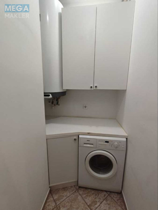 Продаж 2 кімнатної квартири (67/45/15), 1 пов. 6 пов. будинку, <a class="location-link" href="/kiev/" title="Недвижимость Київ">Київ</a>, <a class="location-link" href="/kiev/pecherskij/" title="Недвижимость Печерський район">Печерський р-н</a>, Банкова вул., 1 (изображение 11)