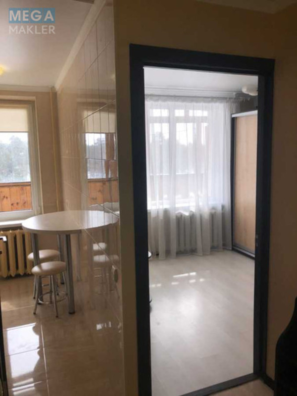 Продаж 1 кімнатної квартири (26,3/12/3,3), 7 пов. 9 пов. будинку, <a class="location-link" href="/kiev/" title="Недвижимость Київ">Київ</a>, <a class="location-link" href="/kiev/darnickij/" title="Недвижимость Дарницький район">Дарницький р-н</a>, Вереснева вул., 17 (изображение 4)