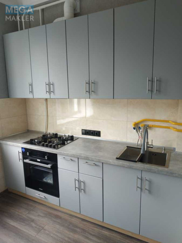 Оренда 2 кімнатної квартири, <a class="location-link" href="/kiev/" title="Недвижимость Київ">Київ</a>, <a class="location-link" href="/kiev/svyatoshinskij/" title="Недвижимость Святошинський район">Святошинський р-н</a>, Верховинна вул., 39 (изображение 2)