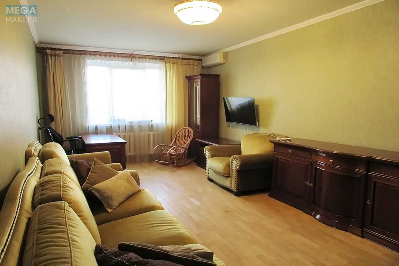 Оренда 3 кімнатної квартири, <a class="location-link" href="/kiev/" title="Недвижимость Київ">Київ</a>, <a class="location-link" href="/kiev/darnickij/" title="Недвижимость Дарницький район">Дарницький р-н</a>, Ревуцкого ул., 5 (изображение 6)