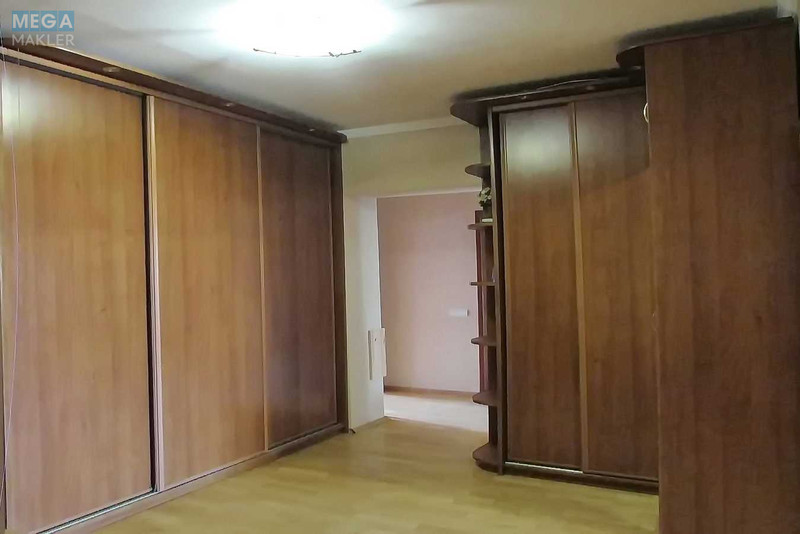 Оренда 3 кімнатної квартири, <a class="location-link" href="/kiev/" title="Недвижимость Київ">Київ</a>, <a class="location-link" href="/kiev/darnickij/" title="Недвижимость Дарницький район">Дарницький р-н</a>, Ревуцкого ул., 5 (изображение 9)