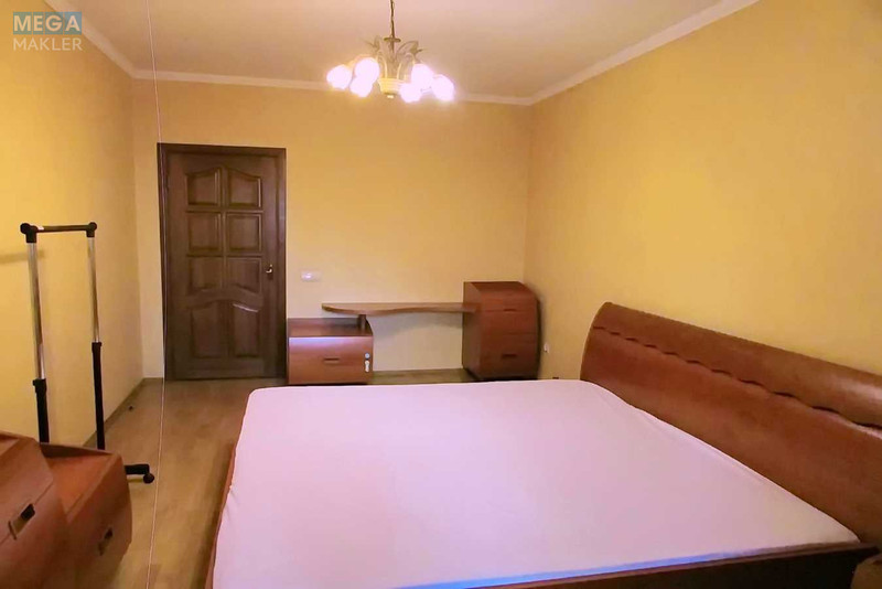 Оренда 3 кімнатної квартири, <a class="location-link" href="/kiev/" title="Недвижимость Київ">Київ</a>, <a class="location-link" href="/kiev/darnickij/" title="Недвижимость Дарницький район">Дарницький р-н</a>, Ревуцкого ул., 5 (изображение 11)