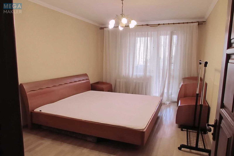 Оренда 3 кімнатної квартири, <a class="location-link" href="/kiev/" title="Недвижимость Київ">Київ</a>, <a class="location-link" href="/kiev/darnickij/" title="Недвижимость Дарницький район">Дарницький р-н</a>, Ревуцкого ул., 5 (изображение 13)