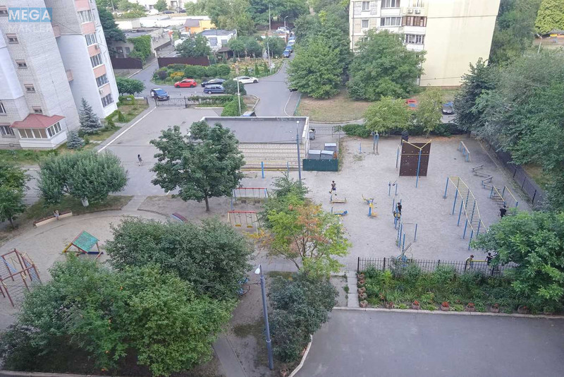 Оренда 3 кімнатної квартири, <a class="location-link" href="/kiev/" title="Недвижимость Київ">Київ</a>, <a class="location-link" href="/kiev/darnickij/" title="Недвижимость Дарницький район">Дарницький р-н</a>, Ревуцкого ул., 5 (изображение 23)