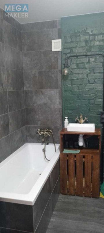 Оренда 1 кімнатної квартири, <a class="location-link" href="/kiev/" title="Недвижимость Київ">Київ</a>, <a class="location-link" href="/kiev/goloseevskij/" title="Недвижимость Голосіївський район">Голосіївський р-н</a>, Ужгородская ул. (изображение 7)