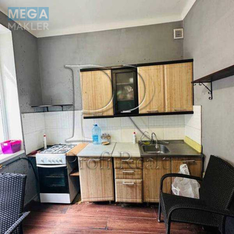 Продаж 2 кімнатної квартири (50/30/8), 1 пов. 5 пов. будинку, <a class="location-link" href="/kiev/" title="Недвижимость Київ">Київ</a>, <a class="location-link" href="/kiev/solomenskij/" title="Недвижимость Солом'янський район">Солом'янський р-н</a>, Міцкевича Адама вулиця, 9 (изображение 10)