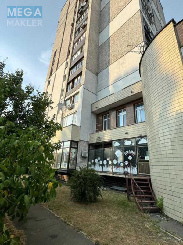 Продаж 3 кімнатної квартири (73/?/8,5), 2 пов. 16 пов. будинку, <a class="location-link" href="/kiev/" title="Недвижимость Київ">Київ</a>, <a class="location-link" href="/kiev/dneprovskij/" title="Недвижимость Дніпровський район">Дніпровський р-н</a>, Митрополита Андрея Шептицького пров., 3г (изображение 7)