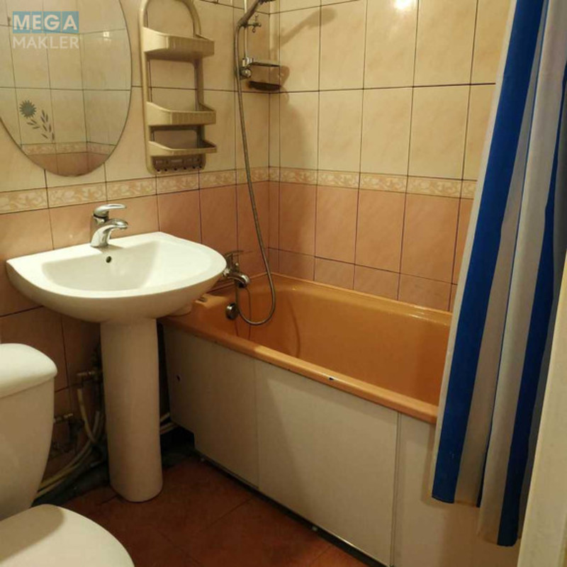 Оренда 1 кімнатної квартири, <a class="location-link" href="/odessa/" title="Недвижимость Одеса">Одеса</a>, <a class="location-link" href="/odessa/malinovskij/" title="Недвижимость Малиновський район">Малиновський р-н</a>, Героев Крут, 45 (изображение 9)