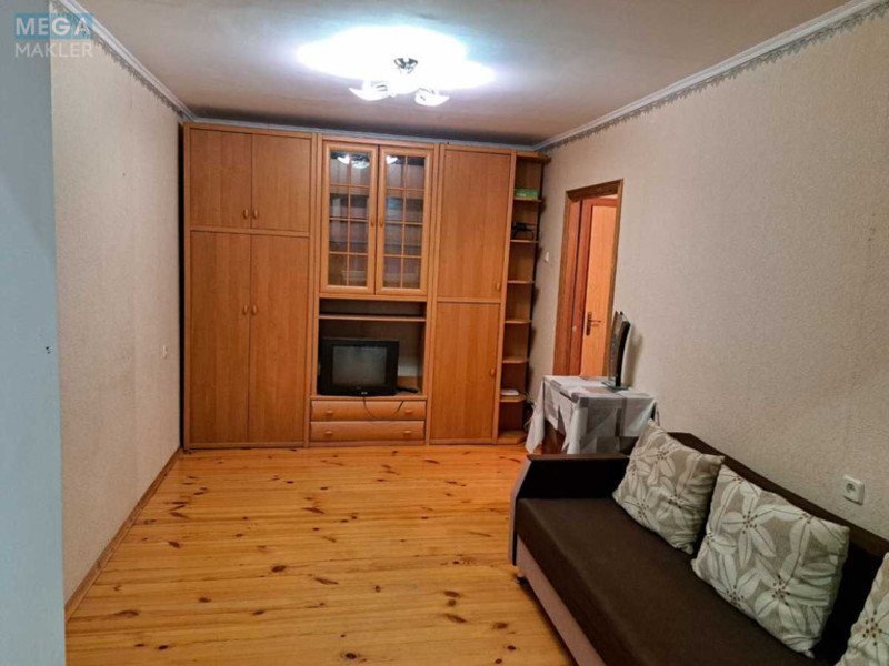 Оренда 1 кімнатної квартири, <a class="location-link" href="/kiev/" title="Недвижимость Київ">Київ</a>, <a class="location-link" href="/kiev/shevchenkovskij/" title="Недвижимость Шевченківський район">Шевченківський р-н</a>, Григория Андрющенко ул., 4б (изображение 2)