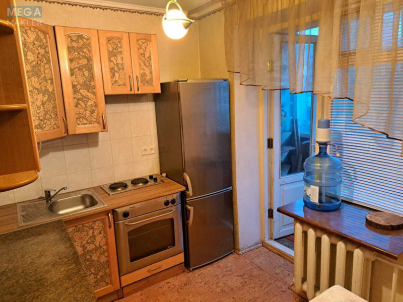 Оренда 1 кімнатної квартири, <a class="location-link" href="/kiev/" title="Недвижимость Київ">Київ</a>, <a class="location-link" href="/kiev/shevchenkovskij/" title="Недвижимость Шевченківський район">Шевченківський р-н</a>, Григория Андрющенко ул., 4б (изображение 3)