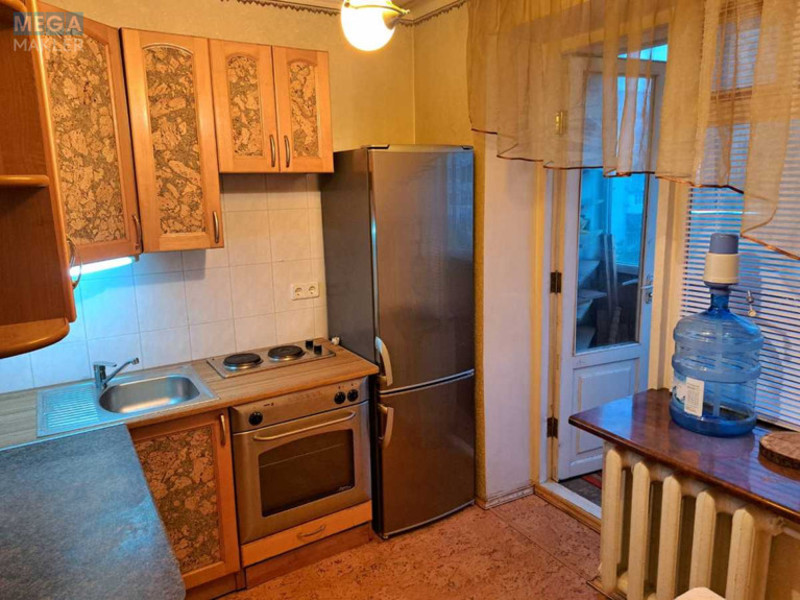Оренда 1 кімнатної квартири, <a class="location-link" href="/kiev/" title="Недвижимость Київ">Київ</a>, <a class="location-link" href="/kiev/shevchenkovskij/" title="Недвижимость Шевченківський район">Шевченківський р-н</a>, Григория Андрющенко ул., 4б (изображение 5)