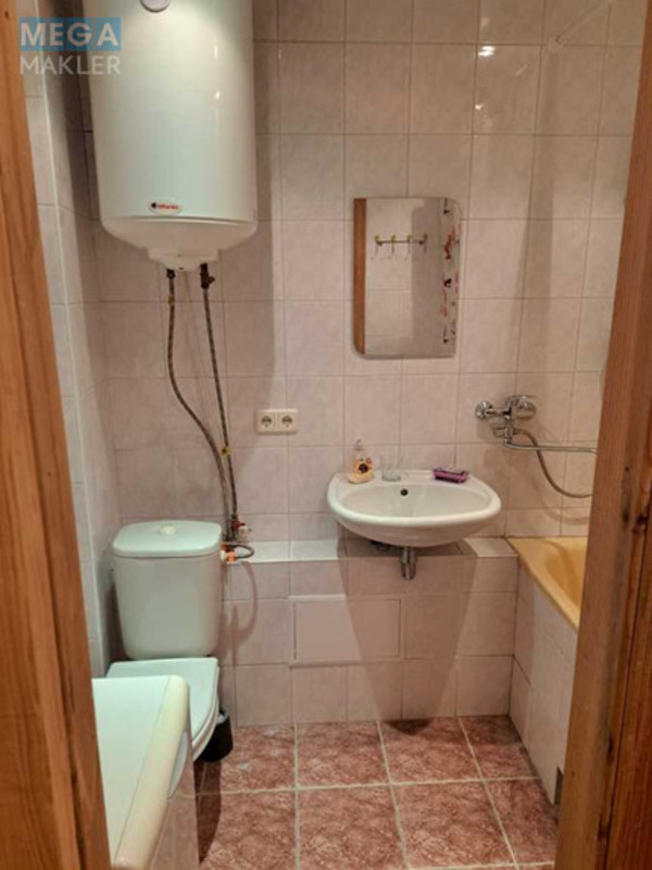 Оренда 1 кімнатної квартири, <a class="location-link" href="/kiev/" title="Недвижимость Київ">Київ</a>, <a class="location-link" href="/kiev/shevchenkovskij/" title="Недвижимость Шевченківський район">Шевченківський р-н</a>, Григория Андрющенко ул., 4б (изображение 12)