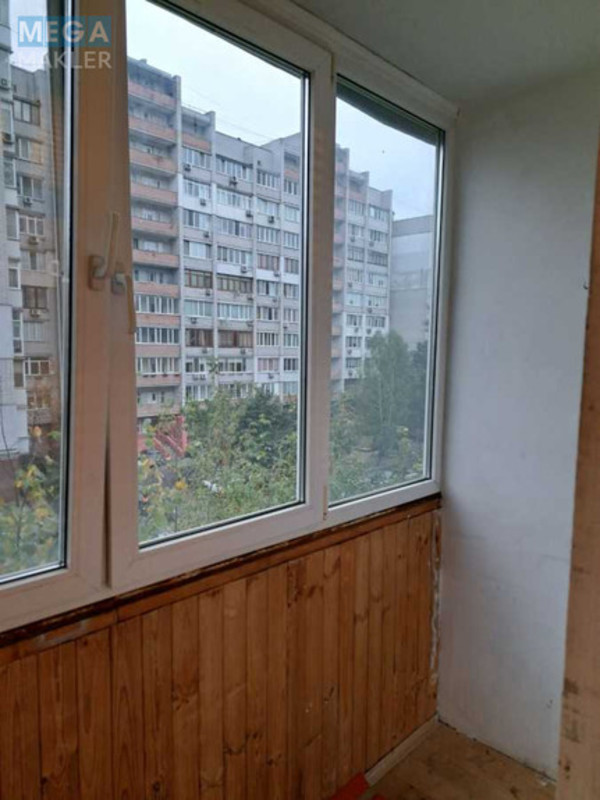 Оренда 1 кімнатної квартири, <a class="location-link" href="/kiev/" title="Недвижимость Київ">Київ</a>, <a class="location-link" href="/kiev/shevchenkovskij/" title="Недвижимость Шевченківський район">Шевченківський р-н</a>, Григория Андрющенко ул., 4б (изображение 16)