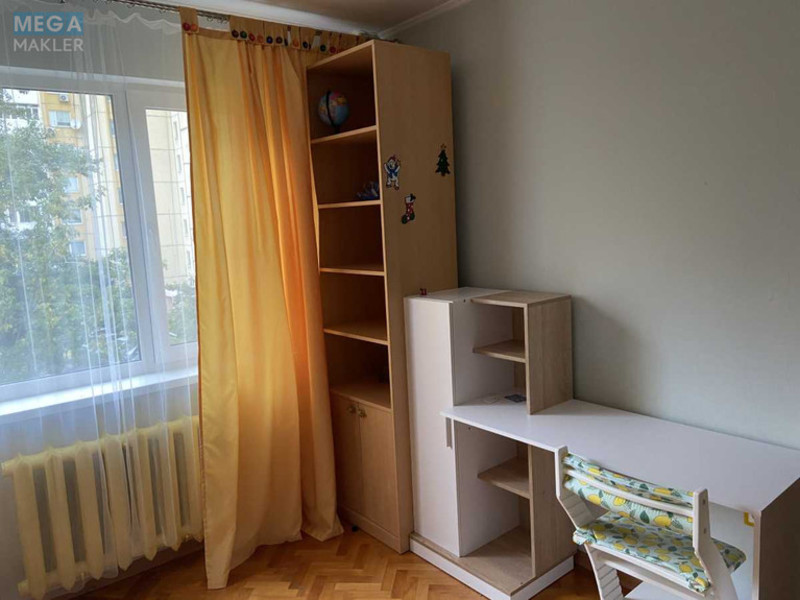 Продаж 3 кімнатної квартири (76/45/16), 2 пов. 10 пов. будинку, <a class="location-link" href="/kiev/" title="Недвижимость Київ">Київ</a>, <a class="location-link" href="/kiev/solomenskij/" title="Недвижимость Солом'янський район">Солом'янський р-н</a>, Кадетський Гай вул., 11 (изображение 7)