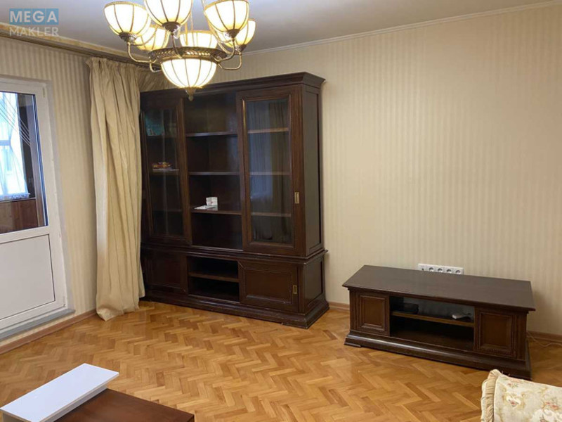 Продаж 3 кімнатної квартири (76/45/16), 2 пов. 10 пов. будинку, <a class="location-link" href="/kiev/" title="Недвижимость Київ">Київ</a>, <a class="location-link" href="/kiev/solomenskij/" title="Недвижимость Солом'янський район">Солом'янський р-н</a>, Кадетський Гай вул., 11 (изображение 9)