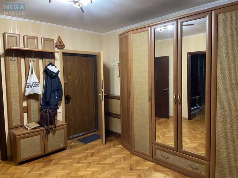 Продаж 3 кімнатної квартири (76/45/16), 2 пов. 10 пов. будинку, <a class="location-link" href="/kiev/" title="Недвижимость Київ">Київ</a>, <a class="location-link" href="/kiev/solomenskij/" title="Недвижимость Солом'янський район">Солом'янський р-н</a>, Кадетський Гай вул., 11 (изображение 12)