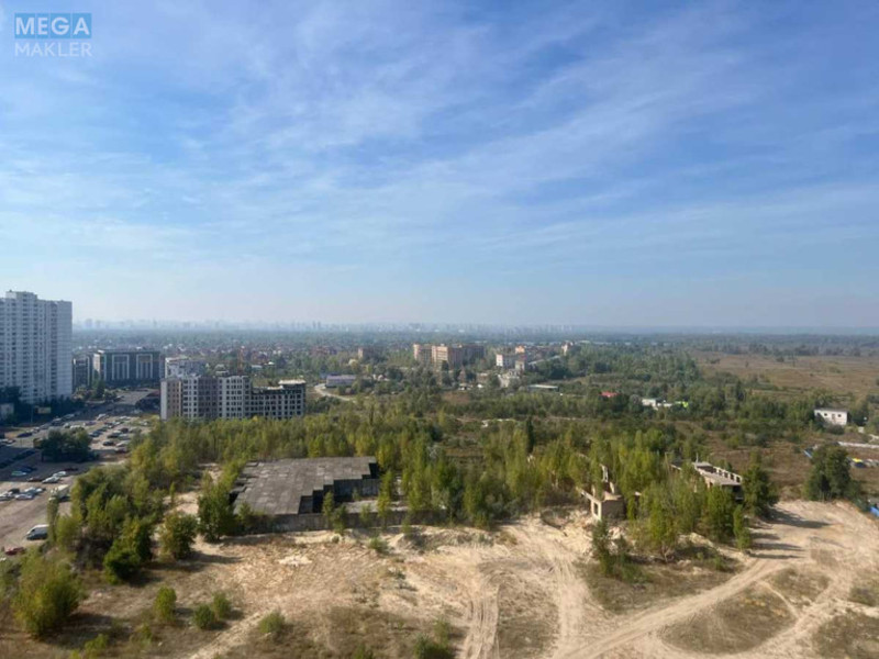 Продаж 1 кімнатної квартири (36/17/7), 18 пов. 24 пов. будинку, <a class="location-link" href="/kiev/" title="Недвижимость Київ">Київ</a>, <a class="location-link" href="/kiev/desnyanskij/" title="Недвижимость Деснянський район">Деснянський р-н</a>, Милославская ул., 18 (изображение 10)