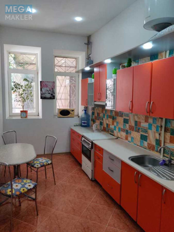 Оренда 3 кімнатної квартири, <a class="location-link" href="/odessa/" title="Недвижимость Одеса">Одеса</a>, <a class="location-link" href="/odessa/primorskij/" title="Недвижимость Приморський район">Приморський р-н</a>, Дидрихсона, 9 (изображение 12)
