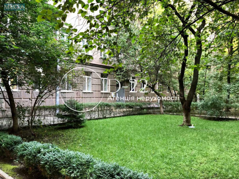 Продаж 6 кімнатної квартири (274/150/20), 5 пов. 5 пов. будинку, <a class="location-link" href="/kiev/" title="Недвижимость Київ">Київ</a>, <a class="location-link" href="/kiev/pecherskij/" title="Недвижимость Печерський район">Печерський р-н</a>, Академіка Богомольця вул., 7/14 (изображение 16)