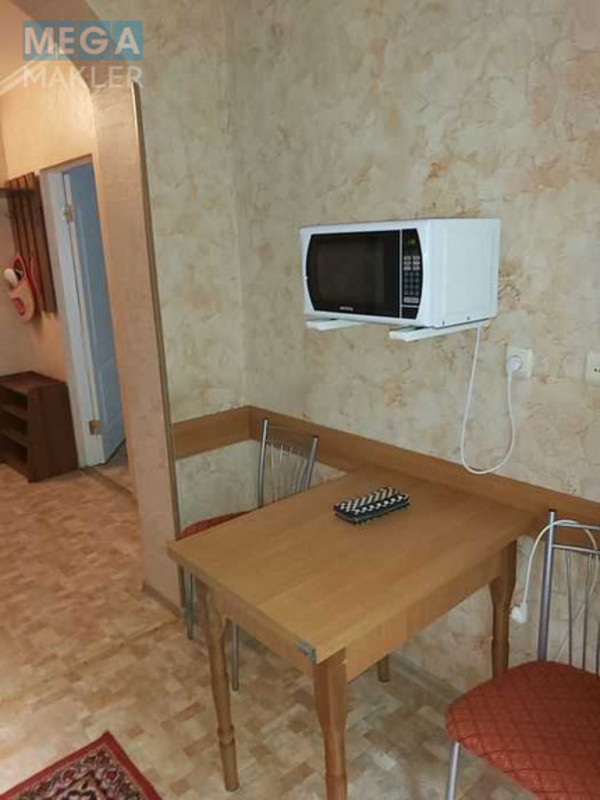 Оренда 1 кімнатної квартири, <a class="location-link" href="/odessa/" title="Недвижимость Одеса">Одеса</a>, <a class="location-link" href="/odessa/kievskij/" title="Недвижимость Київський район">Київський р-н</a>, Небесной Сотни, 4/1 (изображение 2)