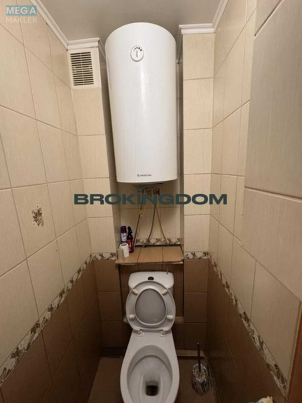 Продаж 3 кімнатної квартири (82/42/8), 1 пов. 13 пов. будинку, <a class="location-link" href="/kiev/" title="Недвижимость Київ">Київ</a>, <a class="location-link" href="/kiev/solomenskij/" title="Недвижимость Солом'янський район">Солом'янський р-н</a>, Комарова Космонавта пр-т, 10а (изображение 12)