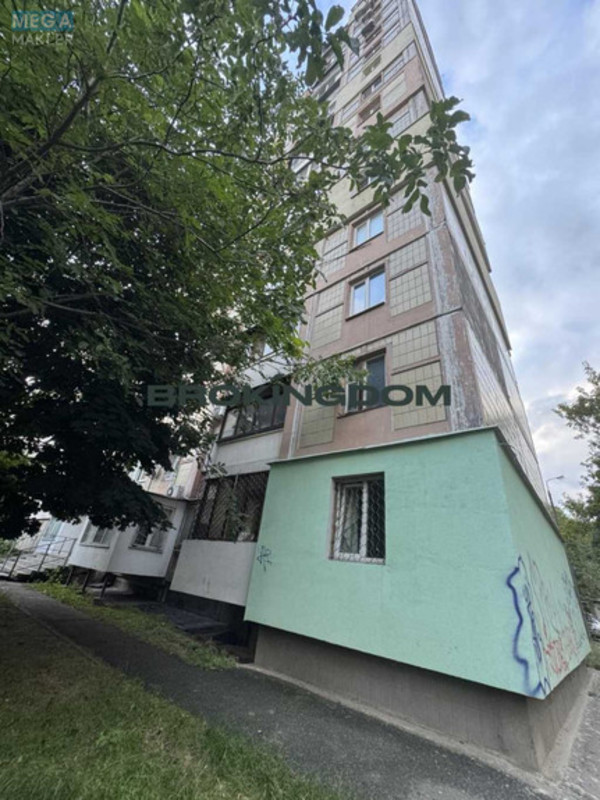 Продаж 3 кімнатної квартири (82/42/8), 1 пов. 13 пов. будинку, <a class="location-link" href="/kiev/" title="Недвижимость Київ">Київ</a>, <a class="location-link" href="/kiev/solomenskij/" title="Недвижимость Солом'янський район">Солом'янський р-н</a>, Комарова Космонавта пр-т, 10а (изображение 16)