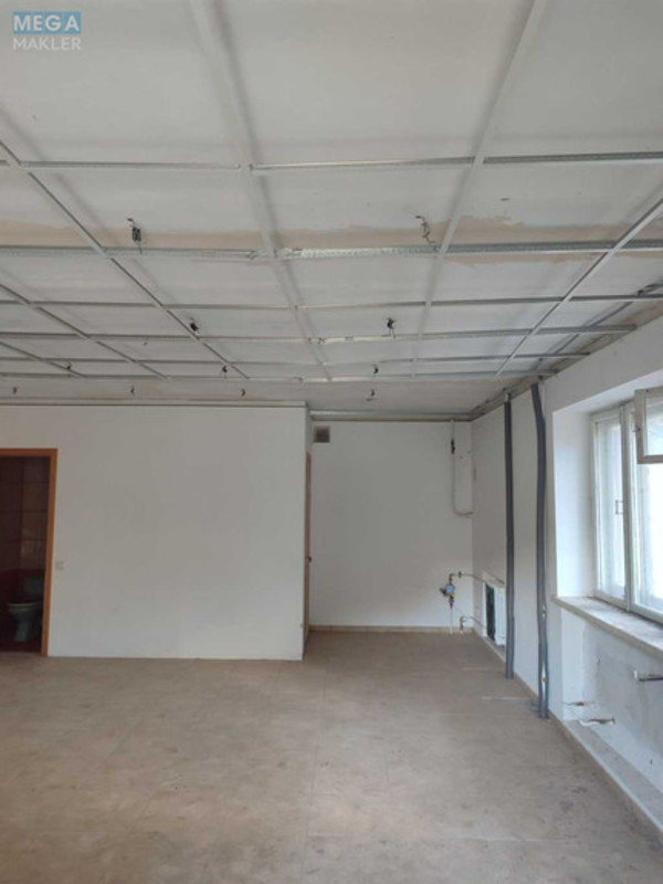 Продаж 3 кімнатної квартири (43/30/7), 1 пов. 3 пов. будинку, <a class="location-link" href="/smela/" title="Недвижимость Сміла">Сміла</a>, Бульвар Графа Бобринського (изображение 2)