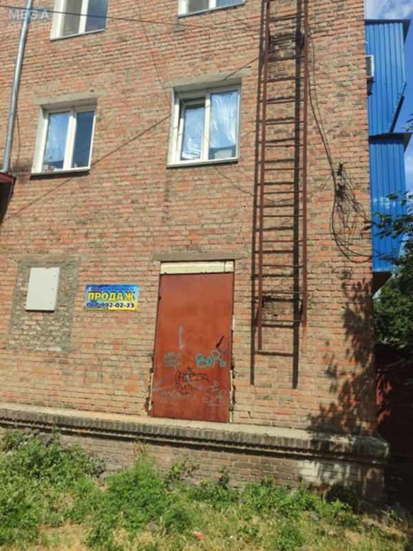 Продаж 3 кімнатної квартири (43/30/7), 1 пов. 3 пов. будинку, <a class="location-link" href="/smela/" title="Недвижимость Сміла">Сміла</a>, Бульвар Графа Бобринського (изображение 5)