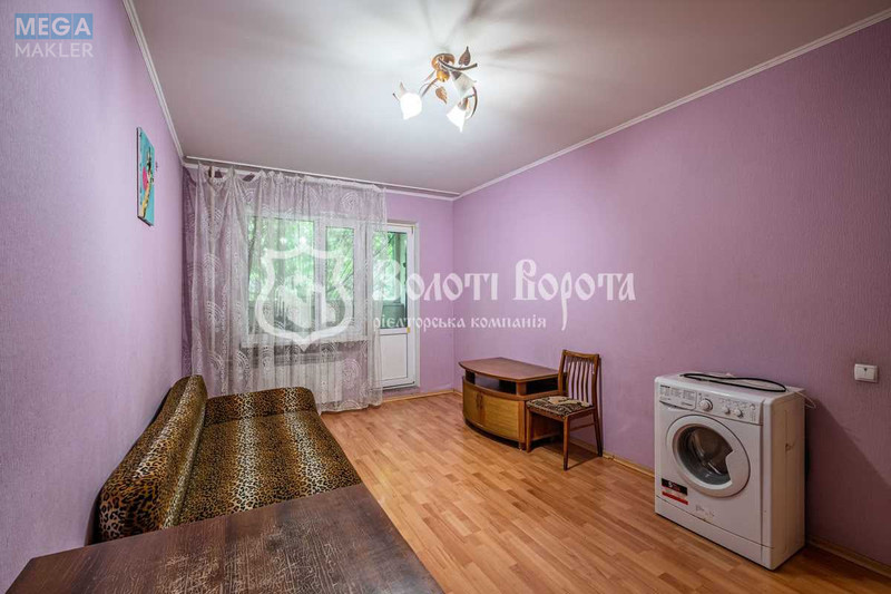 Продаж 2 кімнатної квартири (56/30/8), 1 пов. 16 пов. будинку, <a class="location-link" href="/kiev/" title="Недвижимость Київ">Київ</a>, <a class="location-link" href="/kiev/darnickij/" title="Недвижимость Дарницький район">Дарницький р-н</a>, Анни Ахматової вул., 19 (изображение 2)