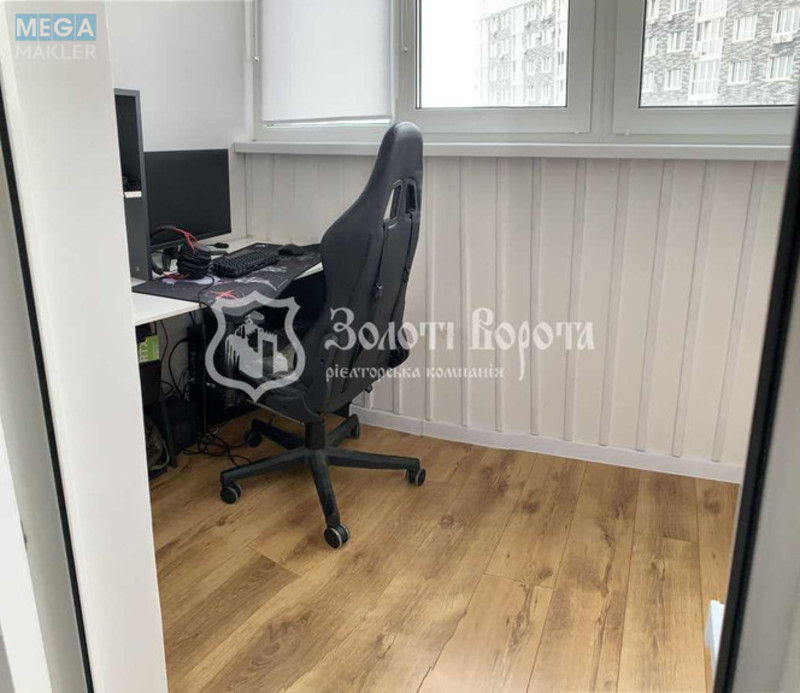 Продаж 2 кімнатної квартири (73,1/30/18), 21 пов. 25 пов. будинку, <a class="location-link" href="/kiev/" title="Недвижимость Київ">Київ</a>, <a class="location-link" href="/kiev/darnickij/" title="Недвижимость Дарницький район">Дарницький р-н</a>, Ревуцького вул., 54 (изображение 5)