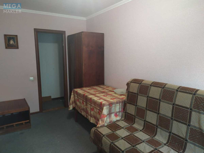 Оренда 2 кімнатної квартири, <a class="location-link" href="/kiev/" title="Недвижимость Київ">Київ</a>, <a class="location-link" href="/kiev/solomenskij/" title="Недвижимость Солом'янський район">Солом'янський р-н</a>, Михаила Донца ул., 17/46 (изображение 2)