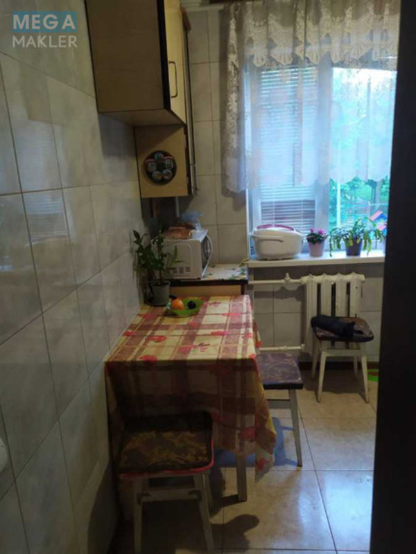 Оренда 2 кімнатної квартири, <a class="location-link" href="/kiev/" title="Недвижимость Київ">Київ</a>, <a class="location-link" href="/kiev/solomenskij/" title="Недвижимость Солом'янський район">Солом'янський р-н</a>, Михаила Донца ул., 17/46 (изображение 8)