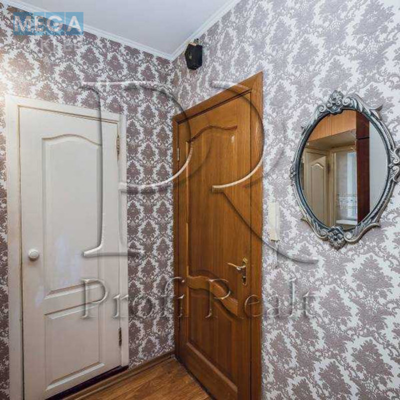 Продаж 1 кімнатної квартири (38/19/8), 8 пов. 9 пов. будинку, <a class="location-link" href="/kiev/" title="Недвижимость Київ">Київ</a>, <a class="location-link" href="/kiev/svyatoshinskij/" title="Недвижимость Святошинський район">Святошинський р-н</a>, Булгакова вулиця, 8А (изображение 15)