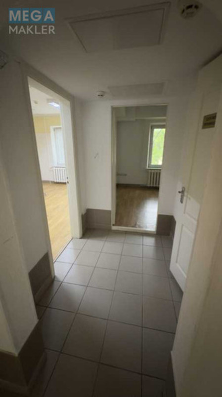 Продаж комерційної нерухомості, 110 кв.м, под магазин, <a class="location-link" href="/kiev/" title="Недвижимость Київ">Київ</a>, <a class="location-link" href="/kiev/darnickij/" title="Недвижимость Дарницький район">Дарницький р-н</a>, Александра Мишуги ул., 1/4 (изображение 5)