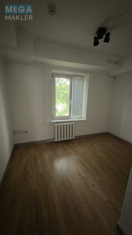 Продаж комерційної нерухомості, 110 кв.м, под магазин, <a class="location-link" href="/kiev/" title="Недвижимость Київ">Київ</a>, <a class="location-link" href="/kiev/darnickij/" title="Недвижимость Дарницький район">Дарницький р-н</a>, Александра Мишуги ул., 1/4 (изображение 6)