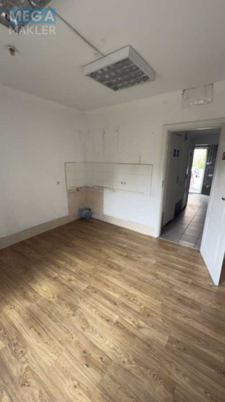 Продаж комерційної нерухомості, 110 кв.м, под магазин, <a class="location-link" href="/kiev/" title="Недвижимость Київ">Київ</a>, <a class="location-link" href="/kiev/darnickij/" title="Недвижимость Дарницький район">Дарницький р-н</a>, Александра Мишуги ул., 1/4 (изображение 9)